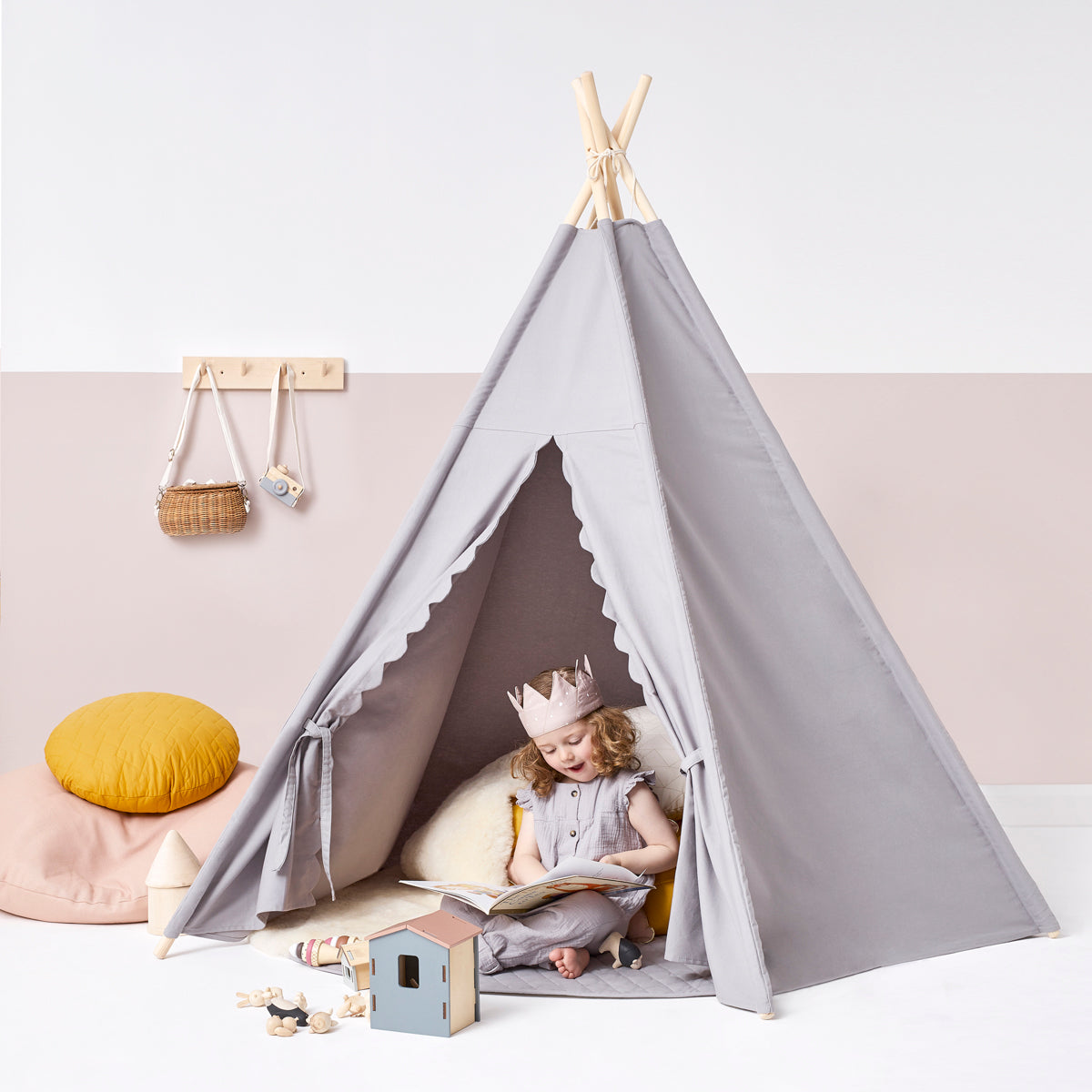 The Little Green Sheep Children's Teepee Play Tent - Grey