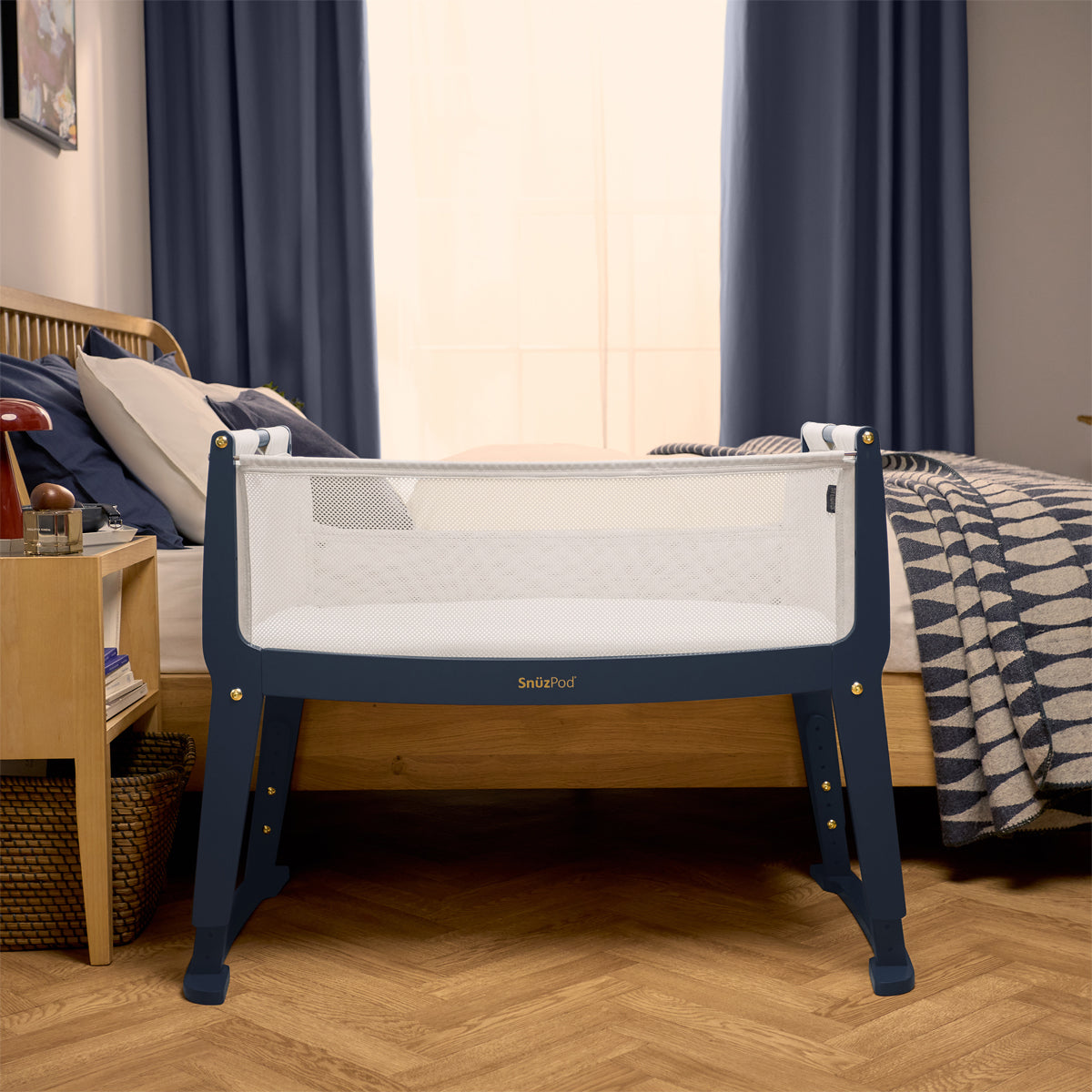 SnuzPod Studio Co-Sleeper Bedside Crib & Mattress - London Navy