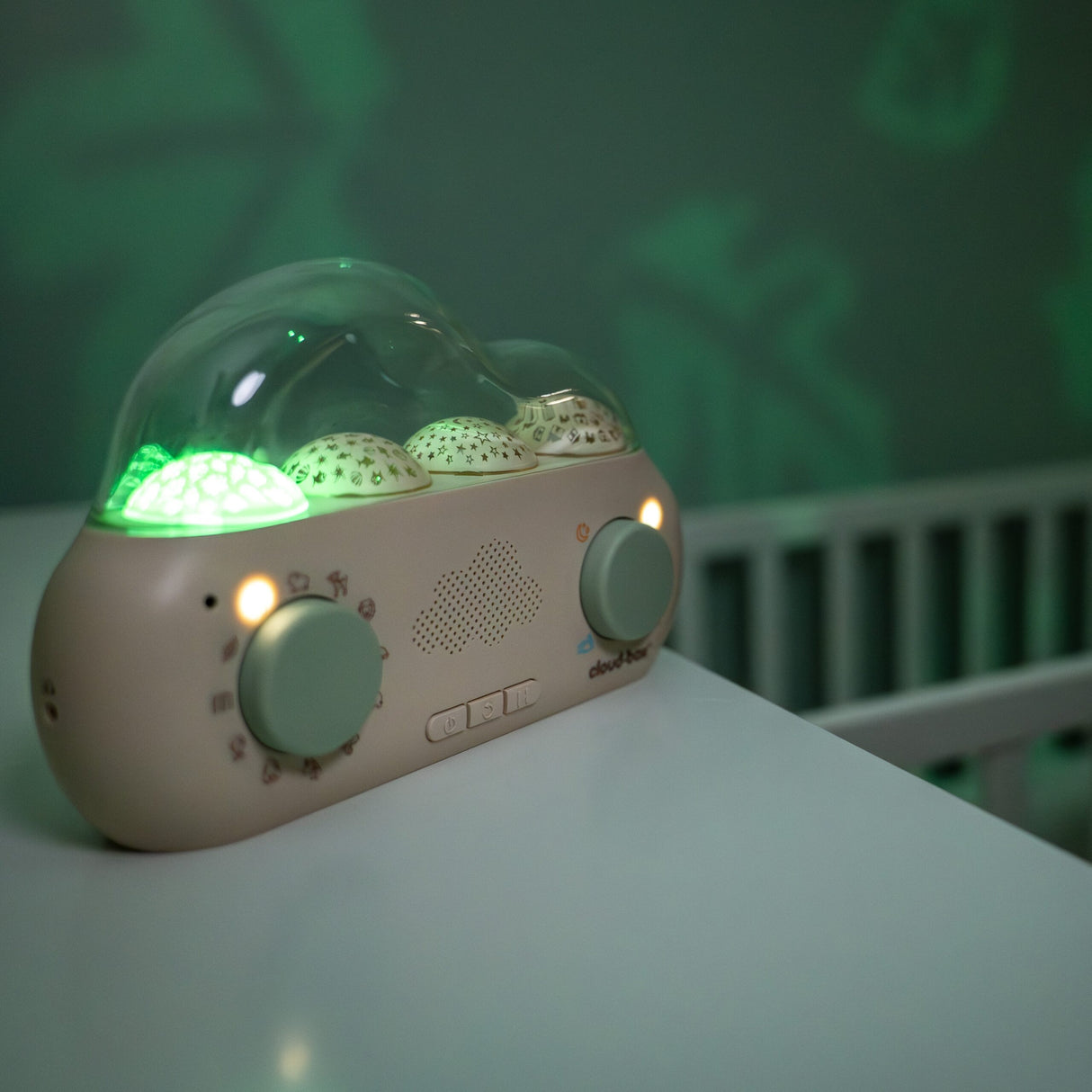 Cloud B CloudBox - My First Dream Box Nightlight Projector & Storyteller