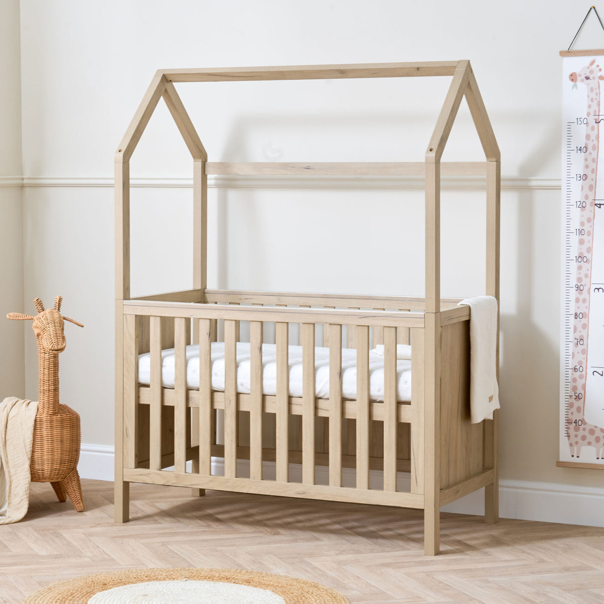 Tutti Bambini Casa Mini Cot Bed - Harvest Oak