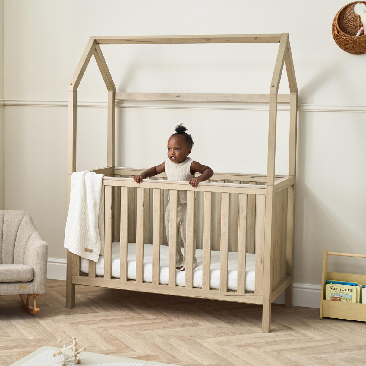 Tutti Bambini Casa Mini Cot Bed - Harvest Oak