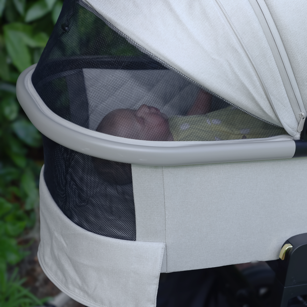 My Babiie 450i Travel System with Infant Carrier - Ivory