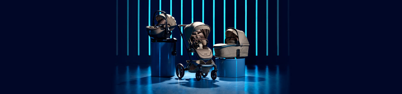 Maxi-Cosi Fame Premium Travel System in Twillic Truffle, featuring a pushchair, carrycot & car seat 