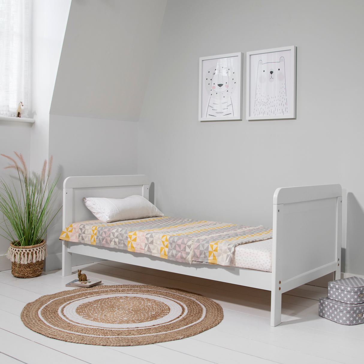 Tutti Bambini Rio Cot Bed with Cot Top Changer & Mattress - White