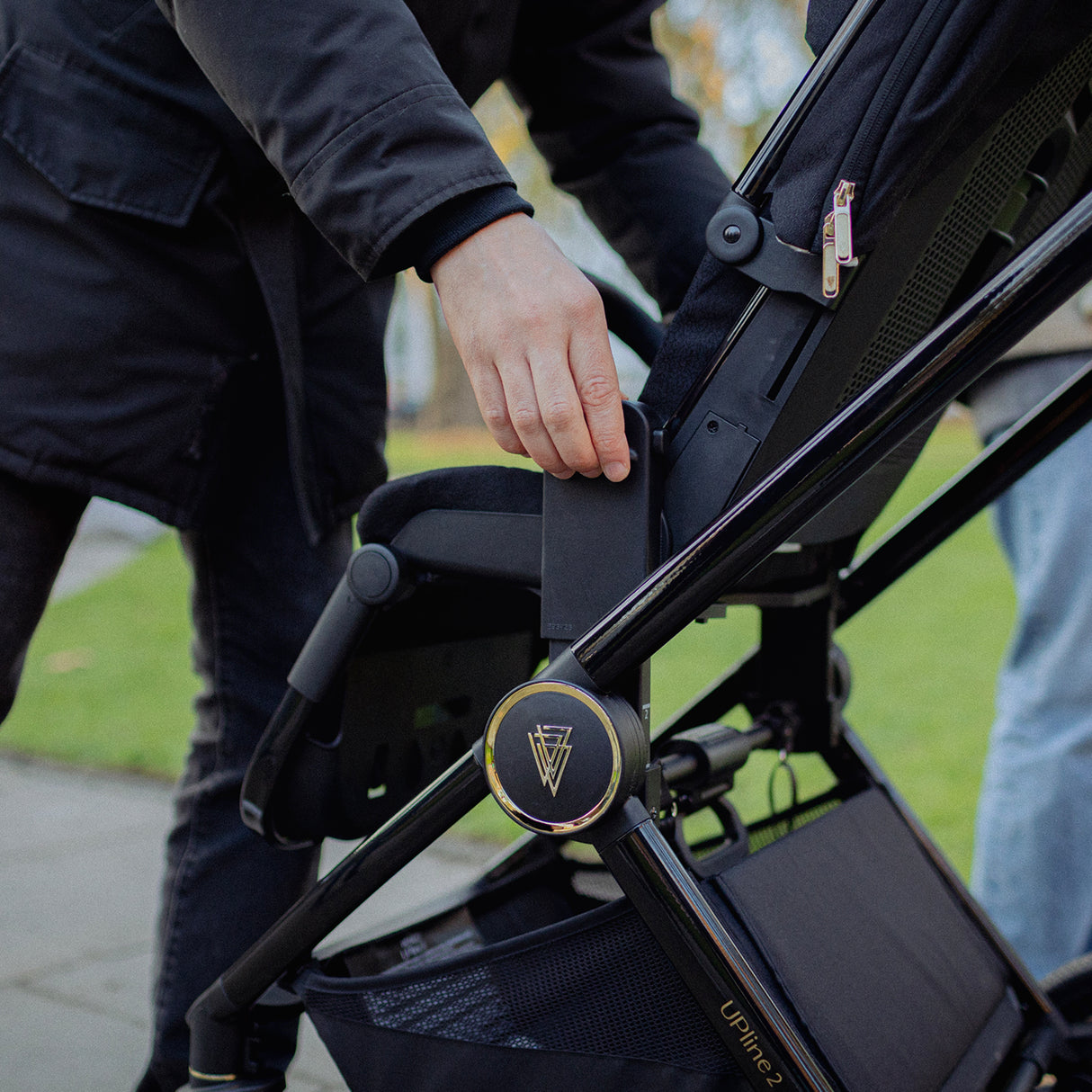 Venicci Upline 2 Pushchair Bundle with Accessories - All Black