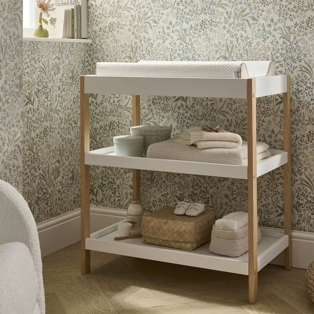 CuddleCo Nola Changing Unit Table - White / Natural