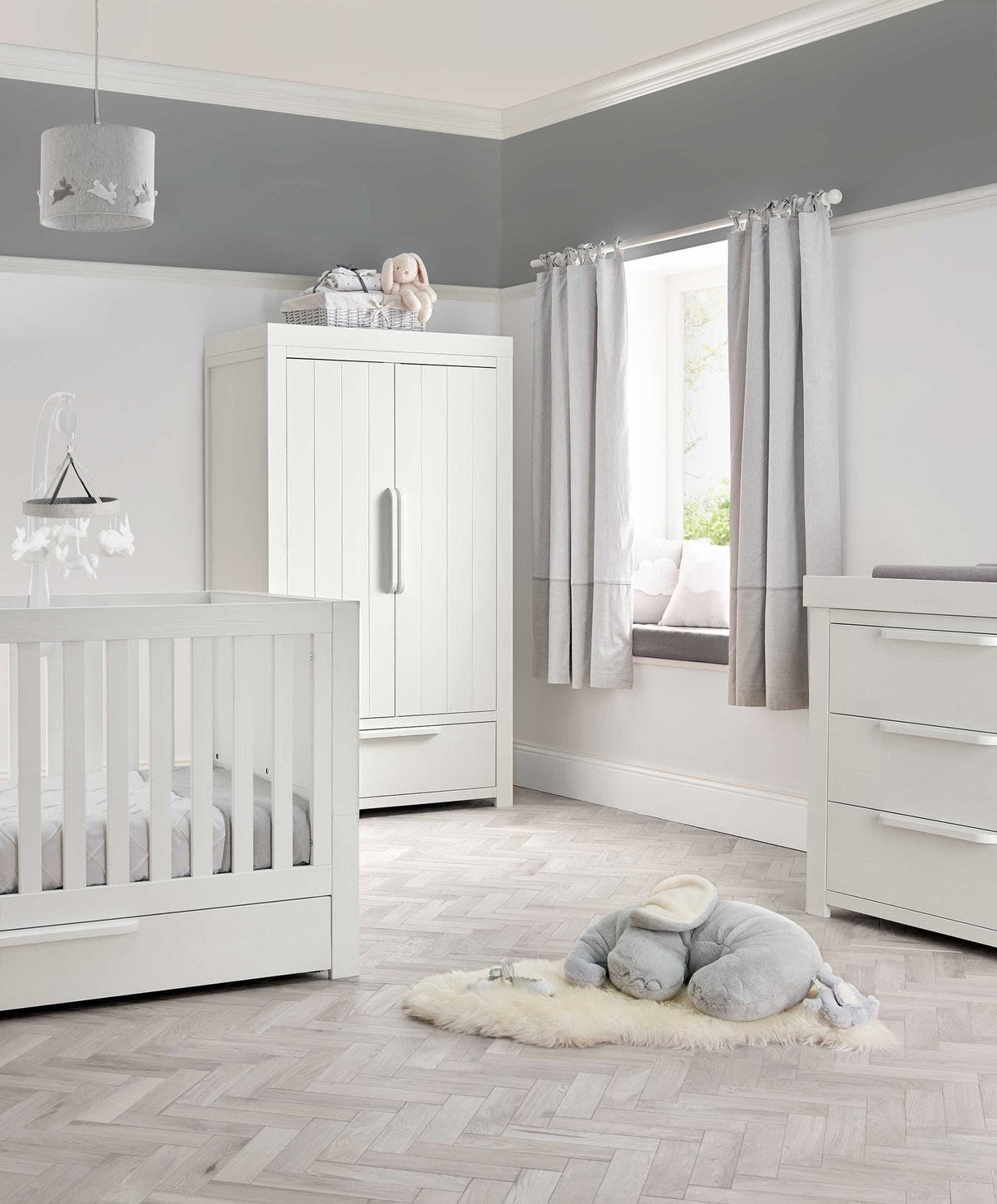 Mamas & Papas Franklin 3 Piece Nursery Furniture Set with Cot Bed, Dresser and Wardrobe - White Wash