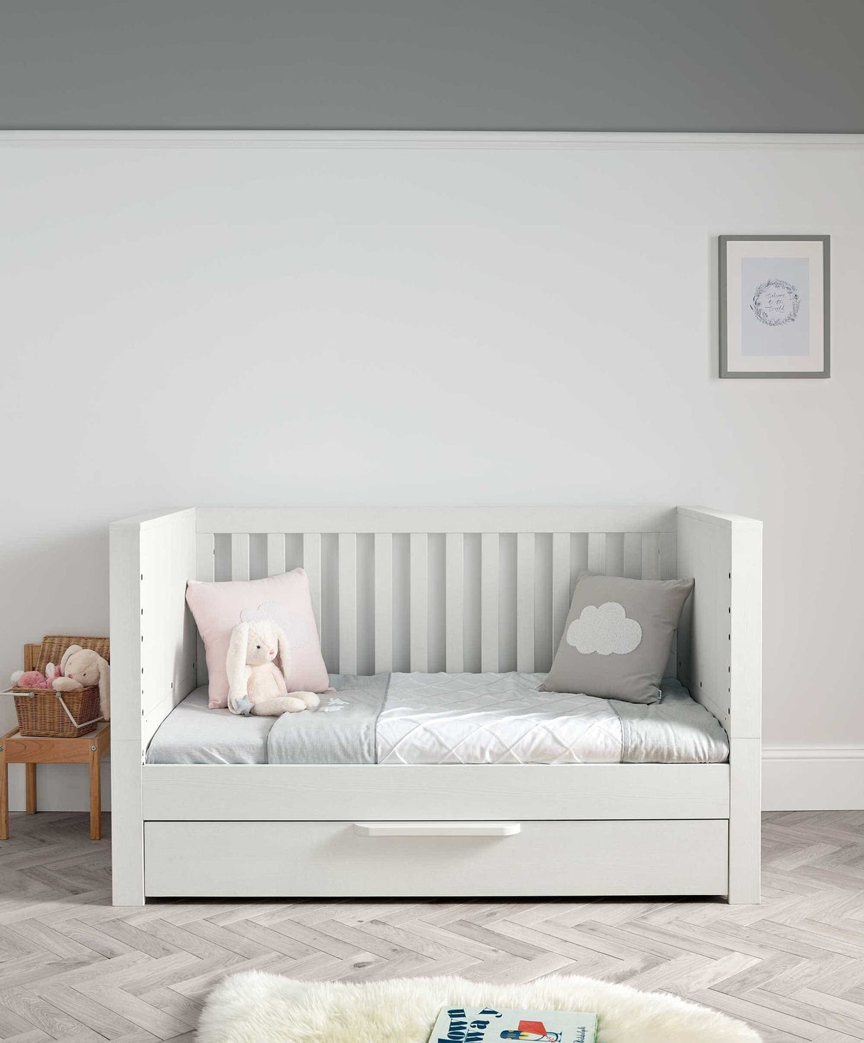 Mamas & Papas Franklin 2 Piece Nursery Furniture Set with Cot Bed and Dresser - White Wash