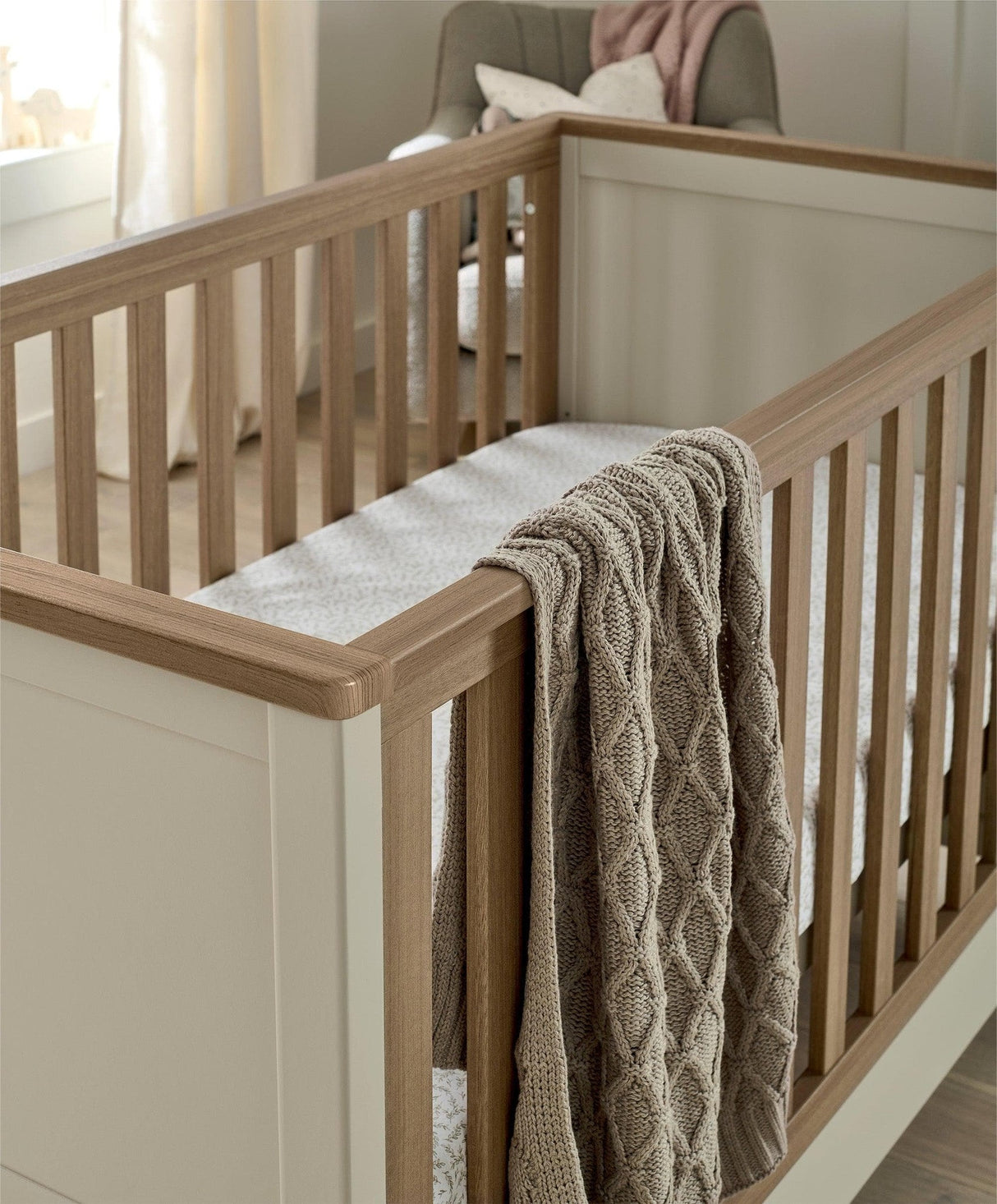 Mamas & Papas Harwell 2 Piece Nursery Furniture Set with Cot Bed and Dresser - Cashmere