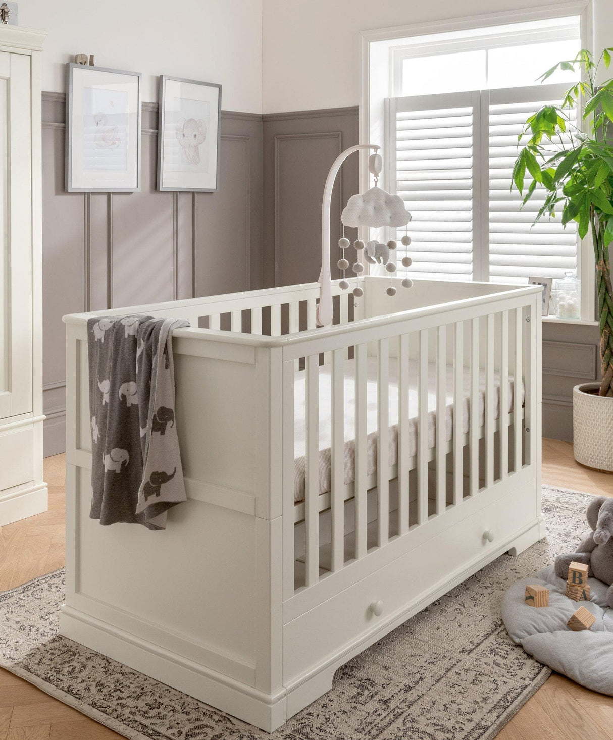 Mamas & Papas Oxford 3 Piece Nursery Furniture Set with Cot Bed, Dresser and Wardrobe - White