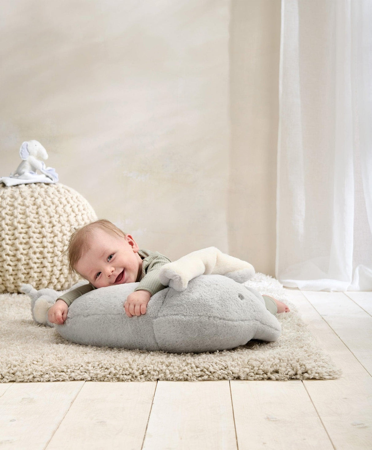 Mamas & Papas Tummy Time Snugglerug - Welcome to the World Elephant