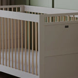 Silver Cross Seville 2 Piece Nursery Furniture Set with Convertible Cot Bed to Toddler Bed & Dresser