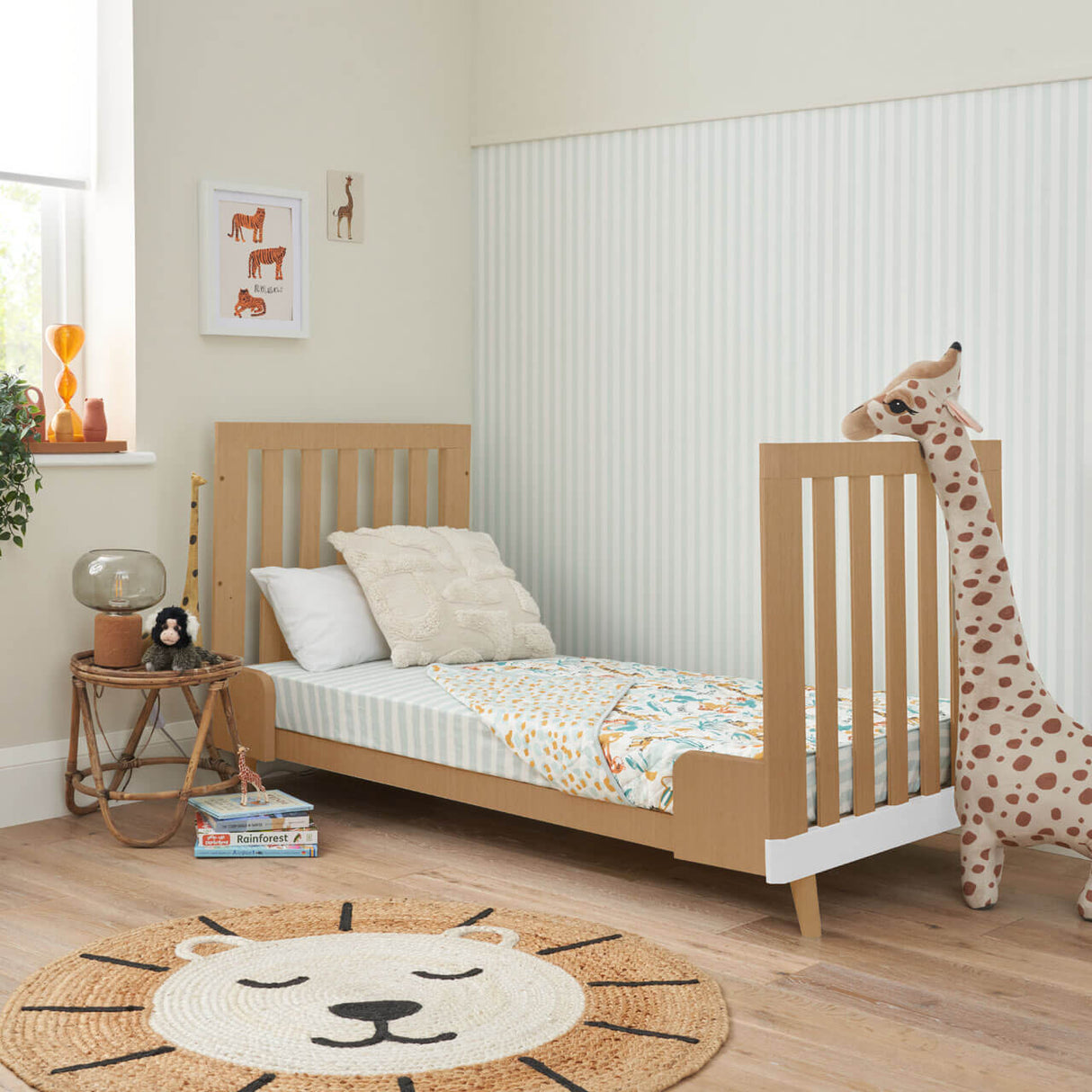 Tutti Bambini Hygge Cot Bed - White/Light Oak